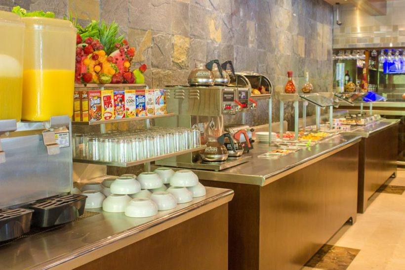 hoteles desayuno incluido en mazatlan